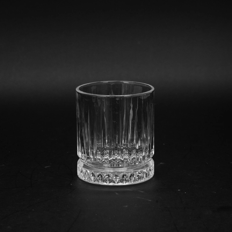 Heavy Base Crystal Decorative Glassware Round Whiskey Glass Cup for Bar